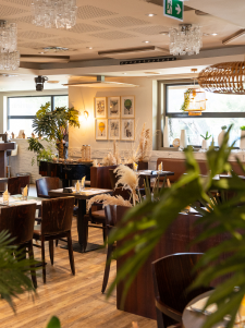 Loiseau Rieur Restaurant La Ciotat Bloc Anime 01